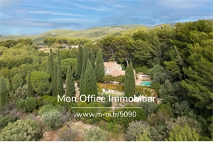 villa à la vente -   83110  SANARY SUR MER, surface 400 m2 vente villa - UBI479487926